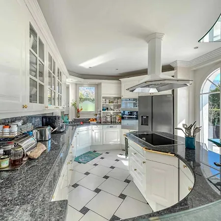 Exquisite Luxury In Saint Legier By Guestlee Prázdninový dům *